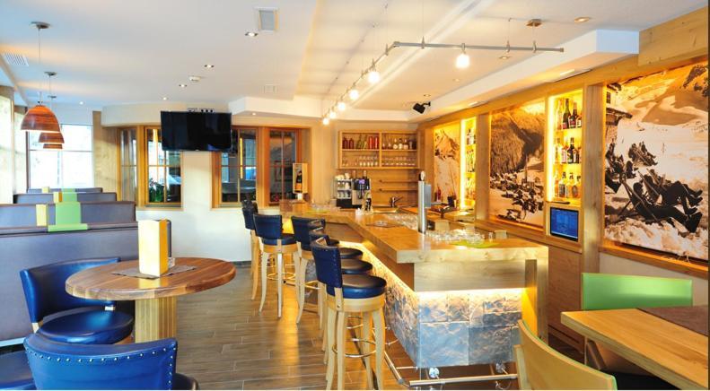 Hotel Garni Castel B&B Ischgl Ngoại thất bức ảnh