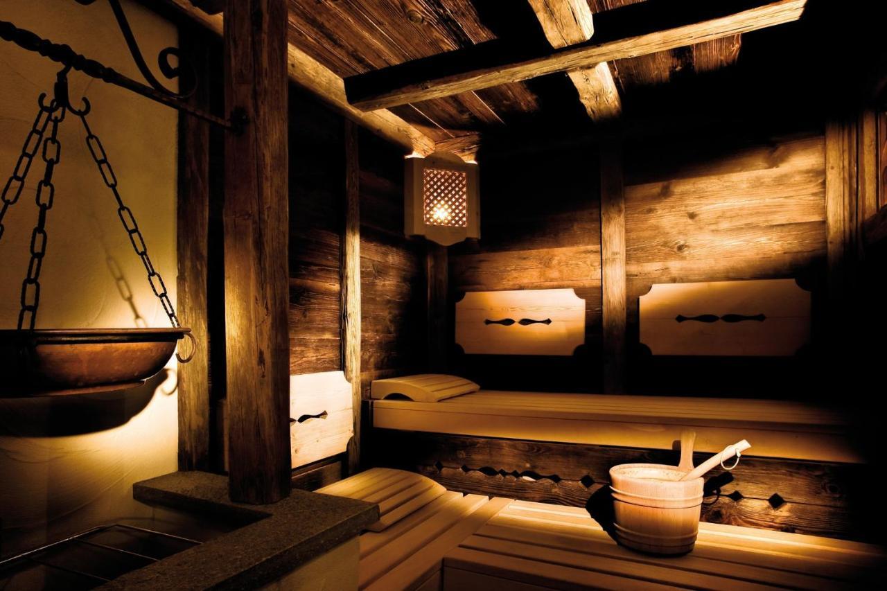 Hotel Garni Castel B&B Ischgl Ngoại thất bức ảnh